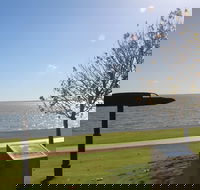 The Donald Campbell Obelisk - Events Australia