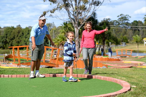 Port Macquarie Driving Range And Mini Golf - Events Australia 0
