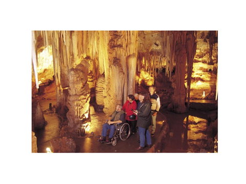 Tantanoola Caves - Events Australia 0
