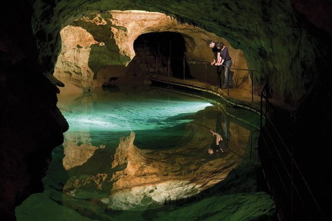 Private Tour: Jenolan Caves & Blue Mountains In A Day - Accommodation Europe 1