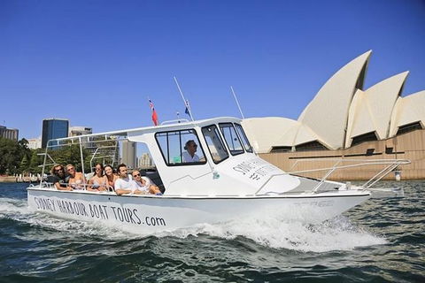 Sydney Icons, Bays & Beaches Boat Tour With 2 Guided Stops - Events Australia 4