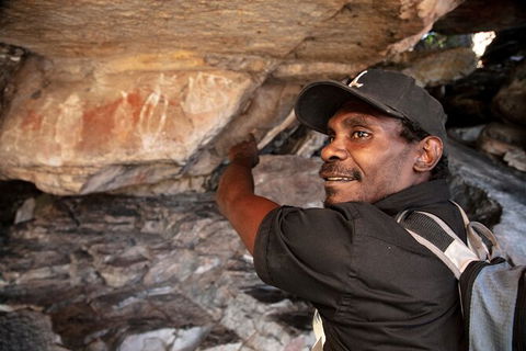 Arnhem Land Injalak Hill Full-Day Tour From Darwin - Events Australia 2