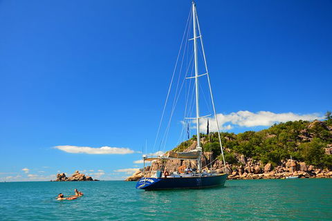 Helicopter And Magnetic Island Sailing - Tourism Bookings 1