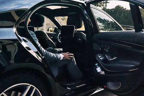Departure Private Transfers: Adelaide To Adelaide Airport ADL In Business Car - Events Australia 4