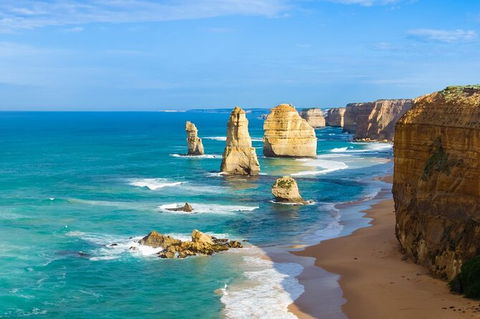 LGBT+ Friendly 3 Day Private Tour Great Ocean Road + Phillip Island - Events Australia 1