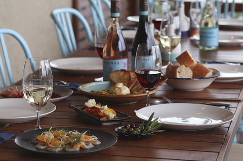 Yarra Valley Smaller Wineries Food And Wine Tour - Tourism Bookings 5