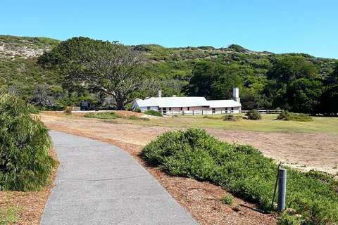 Explore Margaret Rivers\' National Parks On A Guided Cape To Cape Track Walk - Events Australia 3