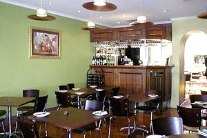 Avenel VIC Tourism Bookings