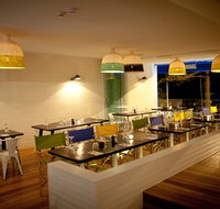 Deck Bar and Dining - Tourism Bookings