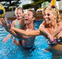 V3 Bar  Novotel Brighton Beach - Events Australia