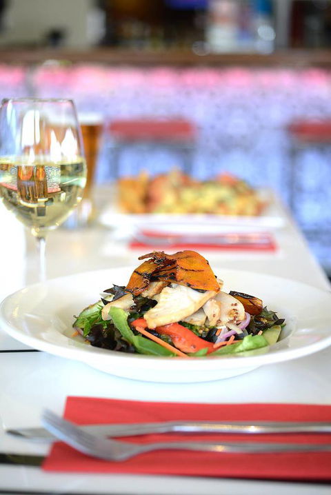 Dolly’s Bar & The Hibiscus Tavern - Events Australia 4