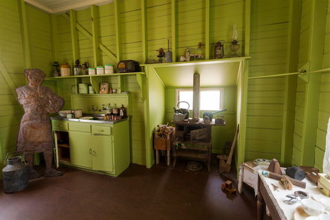 Cardwell Pioneers Tour - Events Australia 2