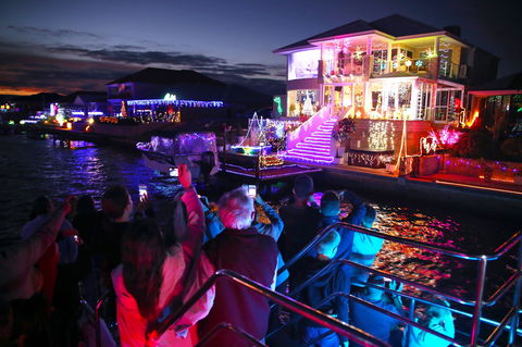 Christmas Lights Cruise - Events Australia 0