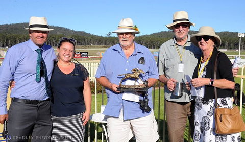 Tathra Beach Bowlo Tathra Cup Family Race Day - Events Australia 2