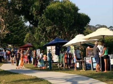 Art On The Path  October - Events Australia 0