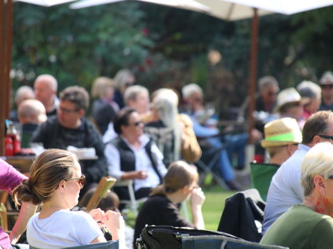 Music In The Gardens - Mitch King - Events Australia 1