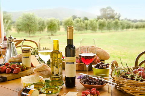 Whispering Brook Olive Long Table Luncheon - Tourism Bookings 2