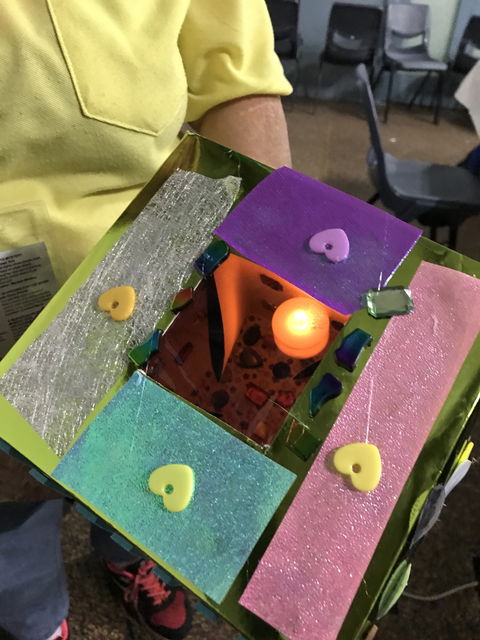 Online Live Streaming Class: Inclusive Arts - Make A Peep-hole Mystery World - Tourism Bookings 0