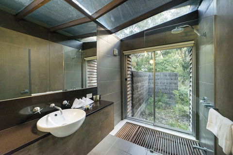 DULC Cabins - Events Australia 6