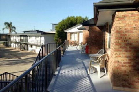 Beach Drive Motel - Events Australia 7