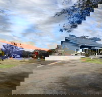 Emu Beach Chalets - Tourism Bookings