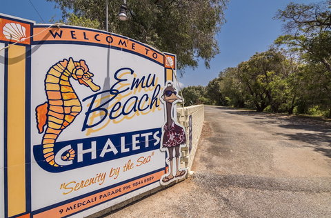 Emu Beach Chalets - Events Australia 1