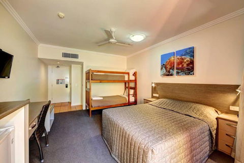 Kacys Bargara Beach Motel - Events Australia 6
