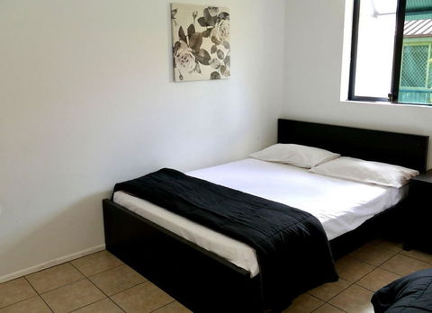Arrival Accommodation Centre - Accommodation Europe 6