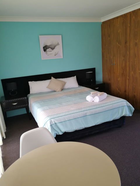 Lakeside Lodge Motel - Tourism Bookings 5