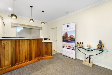 Beechworth Motor Inn - Events Australia 6