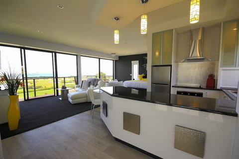 Horizon Deluxe Apartments - Events Australia 4