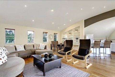 A PERFECT STAY - Beach House At Tallows - Events Australia 2