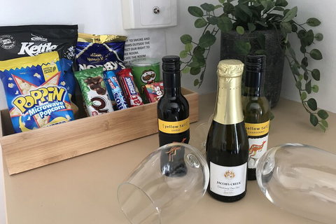 Ocean Breeze Motel - Events Australia 3