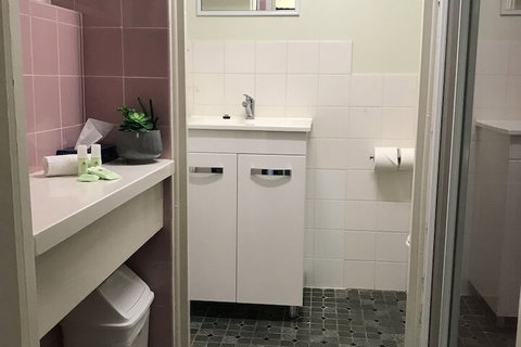 Ocean Breeze Motel - Events Australia 7