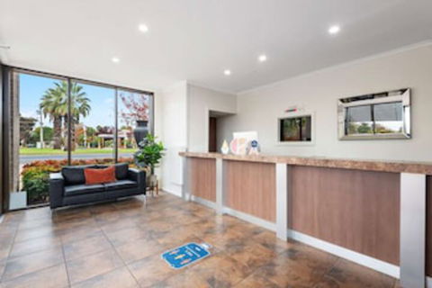 Comfort Inn Deakin Palms - Events Australia 0