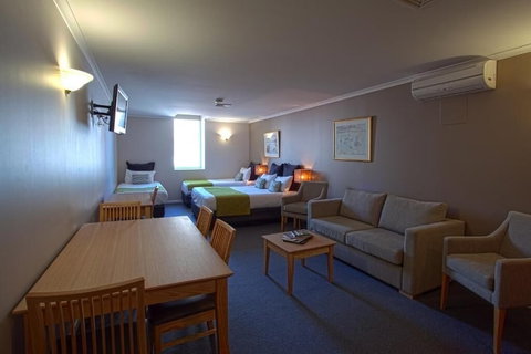 Quest Waterfront Serviced Apartments - Events Australia 3