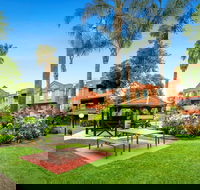 Comfort Apartments Royal Gardens - Events Australia