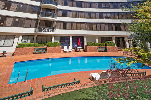 BreakFree Capital Tower - Tourism Bookings 6