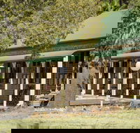 Overlander Homestead Motel