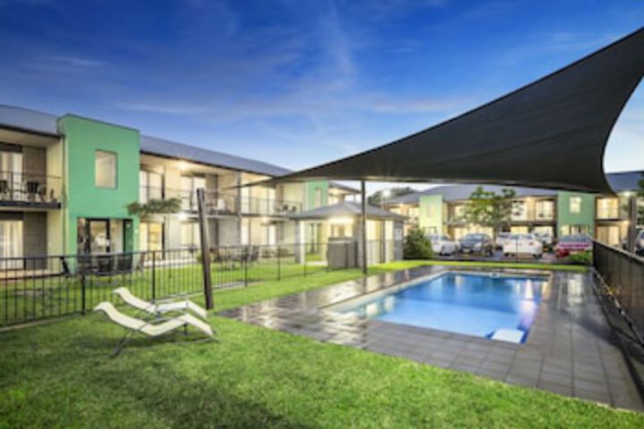 Sale VIC Tourism Bookings