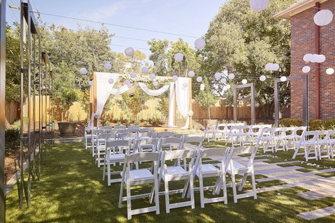 Brassey Hotel - Events Australia 0