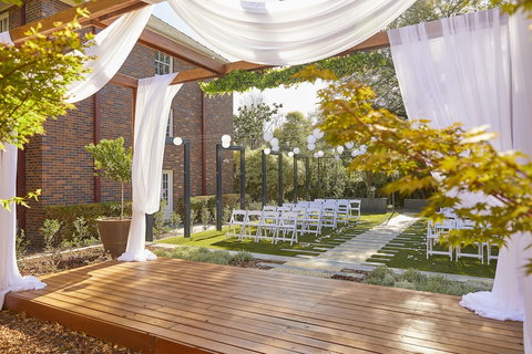 Brassey Hotel - Events Australia 1