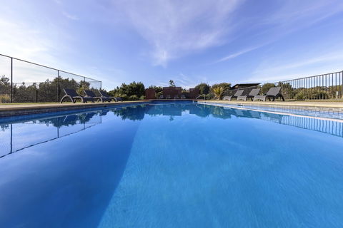 Ramada Resort By Wyndham Phillip Island - Tourism Bookings 1