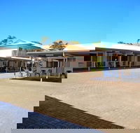 Cascade Motel In Townsville - Events Australia