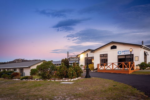 Beachfront At Bicheno - Events Australia 3