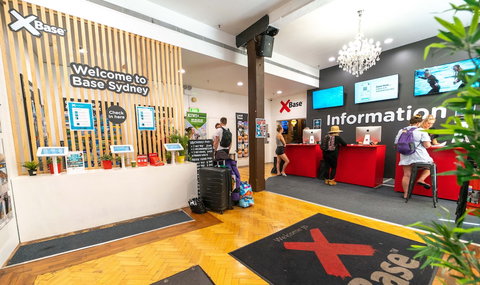 Base Sydney - Hostel - Events Australia 0