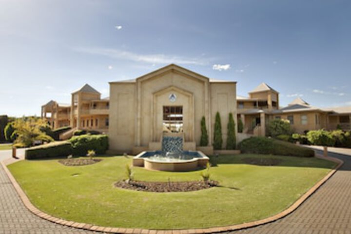 Broadwater WA Tourism Bookings