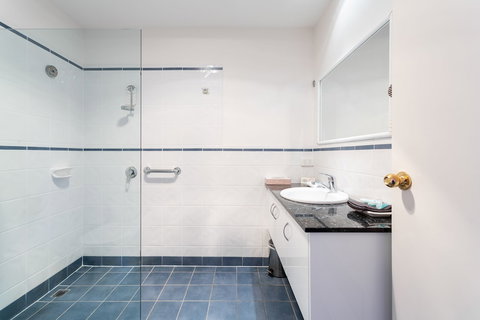 Mayfair Plaza Motel - Events Australia 4