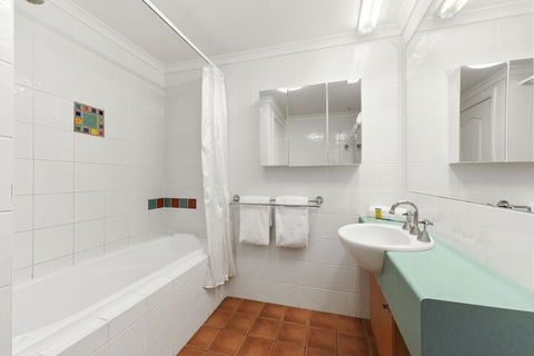 Flynns Beach Resort - Events Australia 7