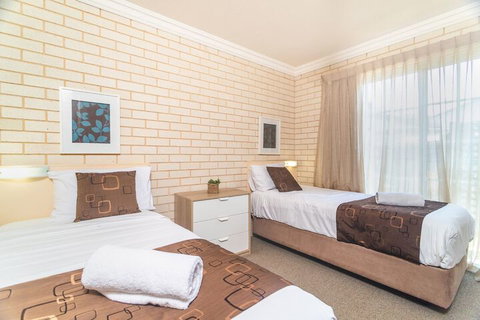 Santa Fe Motel & Holiday Units - Events Australia 6